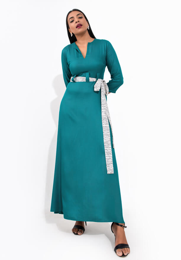 FINELY CONTRAST BELT DRESS